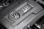 Volkswagen Golf R 5-Door 2017 года (UK)